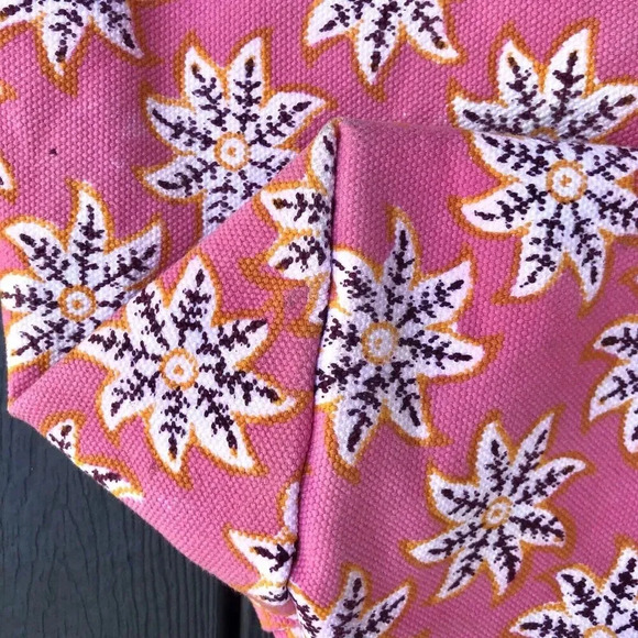 Roberta Roller Rabbit Giant Cotton Canvas Tote Bag Oversized Pink Xl 27x19 Fun - Picture 3 of 9